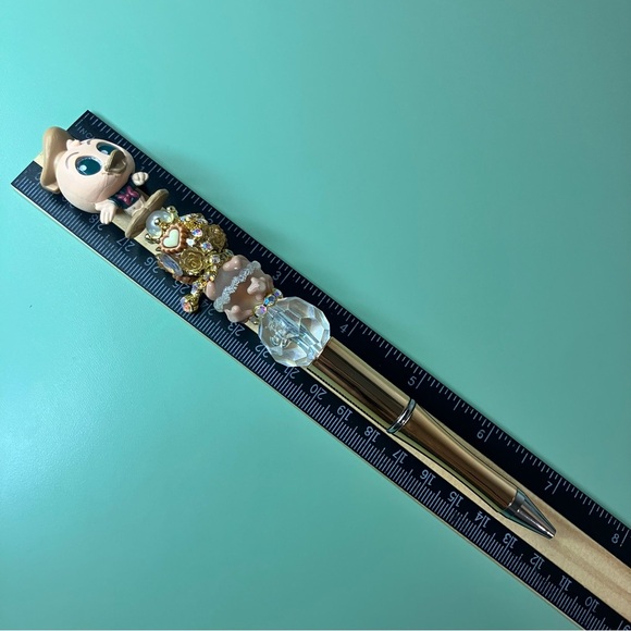 Jungle Cruise Donald Repurposed Doorable Handmade Beaded Pen - Picture 9 of 9